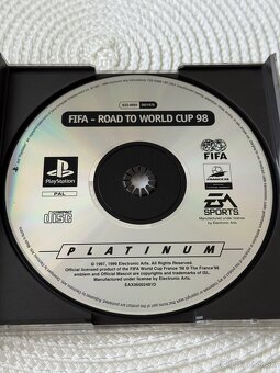 FIFA 98 - 3