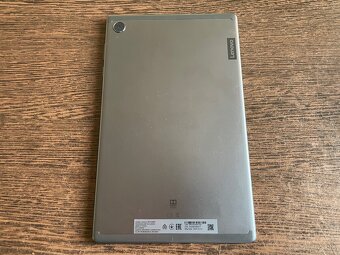 Lenovo štáb M10HD - 3