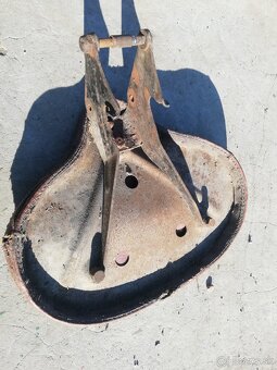 ČZ 125/150C sedlo - 3