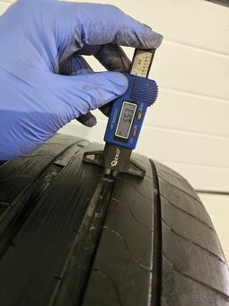 Letná Sada BMW rad 7 G70 255/45 R20 a 285/40 R20 - 3