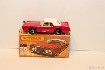 Matchbox SF Lincoln continental - 3