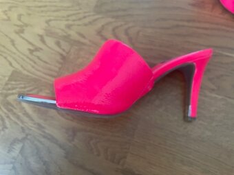 DKNY - Šlapky nové - 3