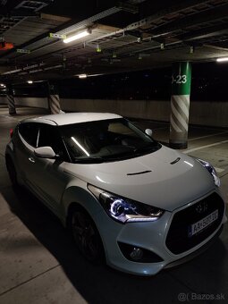 Hyundai Veloster Turbo - 3