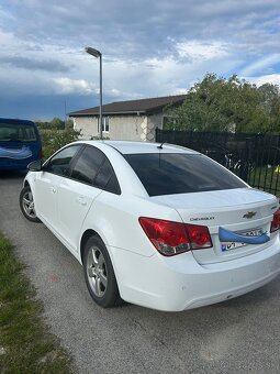 Chevrolet Cruze 1.6 benzín + plyn 145000km - 3