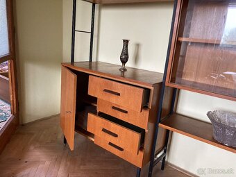 Retro kniznica - 3