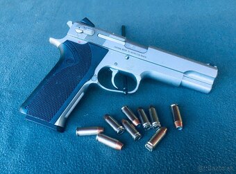 Smith&Wesson 10mm Auto - 3