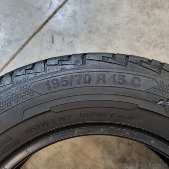 Dodávkové pneu 195/70 R15C CONTINENTAL DOT3418 - 3