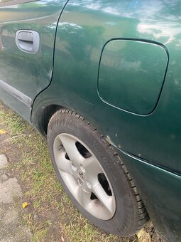 Mitsubishi carisma 1.8 GDI - 3
