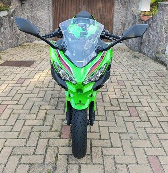 Predám Kawasaki Ninja 400 KRT r.v. 2023 - 3