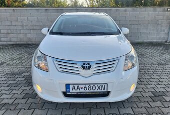 Toyota Avensis Combi 2.0l D-4D Luna - 3