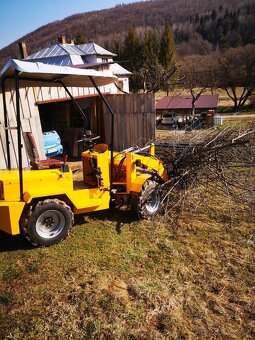 Mininakladač 4x4 - 3