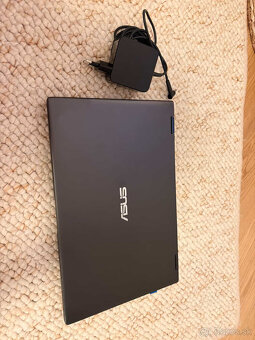 Notebook Asus Zenbook 14 - 3