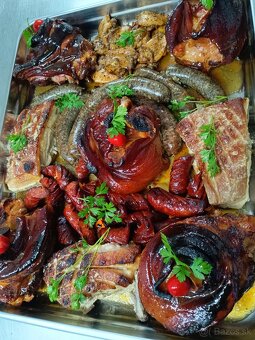 Catering ,Pečené prasiatko, prasa ,kolená, mysi - 3
