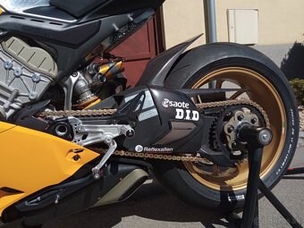 Ducati panigale V4S 2023 Bagnaia replika n°03 - 3