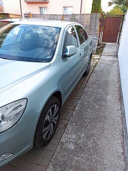Predám Škoda Octavia 1.6 MPI - 3