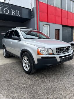 Volvo XC90 4.4 V8 232kW 4x4 = 7 miest, A/T, Navi, Top Stav = - 3