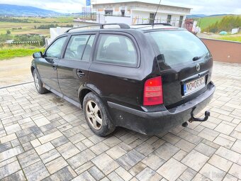 Škoda Octavia 1. 4x4 - 3