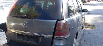 Opel Zafira - 3