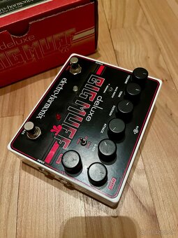 EHX Deluxe Big Muff Pi - 3
