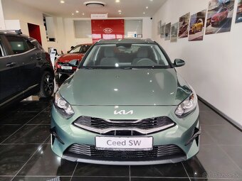 KIA CEED SW 1,5 T-GDI SILVER SILVER PACK - 3