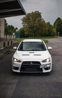 Mitsubishi Lancer Evo X - 3
