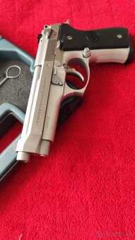 Beretta 92FS Inox Para - 3
