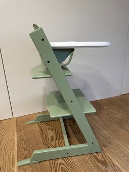 Drevená stolička STOKKE Tripp Trapp s príslušenstvom - 3