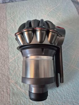 Dyson v7/v8 náhradný diel - 3