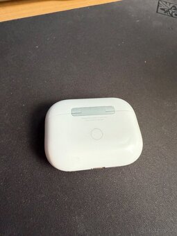 Apple airpods pro 2 lightning - 3