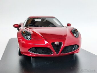 1:18 - Alfa Romeo 4C (2013) - AUTOart - 1:18 - 3