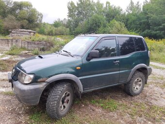 Nissan Terrano 2,7 - 3