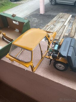 Škoda 100 deagostiny 1:8 - 3