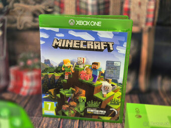 Xbox One S 1TB Minecraft, 1 ovládač a hra - 3