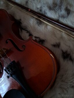 Husle 1/2 - 3