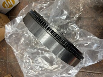 Zotrvačník 03C 105 269H (1.4 TSI) - 3