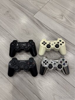 Predám Playstation 3 + 6 hier - 3