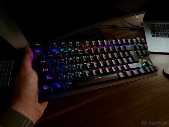 Herná mechanická klávesnica - 3