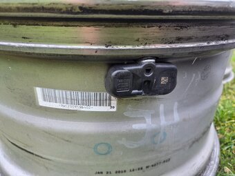 5x114,3 r18 Enkei - 3