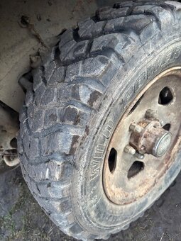 Predám pajero 1 2.6benzin - 3