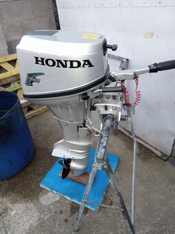 Lodný motor honda - 3