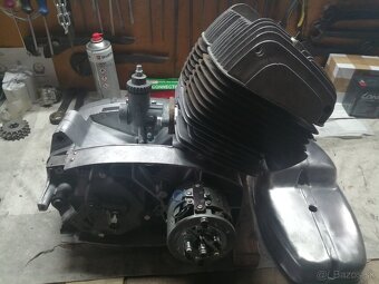 Motor jawa 623 - 3