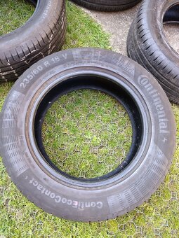 Continental 235/60 R 18 letné - 3