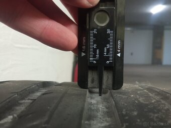 245/40 R18 letné - 3