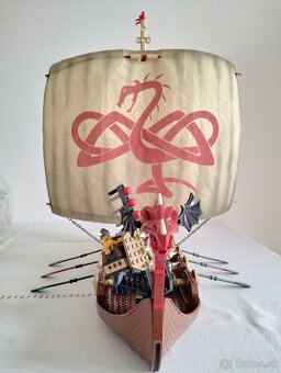 LEGO 7018 Viking Ship challenges the Midgard Serpent (s krab - 3