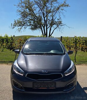 Kia Ceed 1.6 CRDi 81KW/110 koní R.V.09/2015 - 3