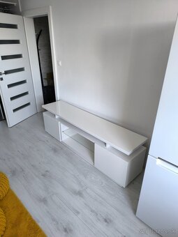 Skrinka pod tv biela 1804056cm - 3