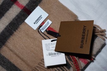 Burberry Classic Šál - 3