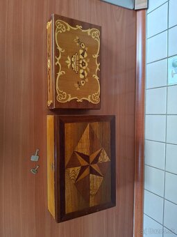 Starozitna sperkovnica intarzia - 3