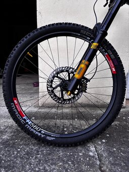 Commencal Supreme Ohlins Edition - 3