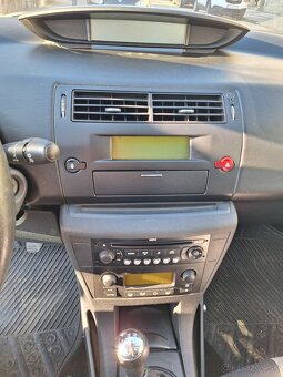 Citroen c4 1.6benzin len 75tis km - 3